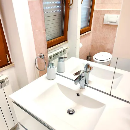 Apartment Rsk By The Sea Lido di Ostia Exterior foto